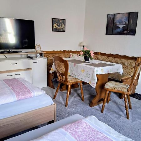Ferienwohnung In Der Altstadt Von Coswig Anhalt Gaestezimmer Exterior foto